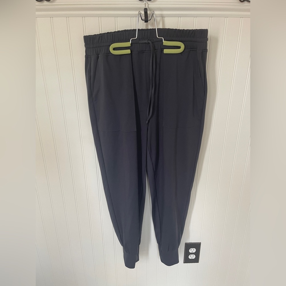 LOFT Lou & Grey Luvstretch Joggers